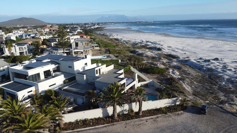 4 Bedroom Property for Sale in Van Riebeeckstrand Western Cape